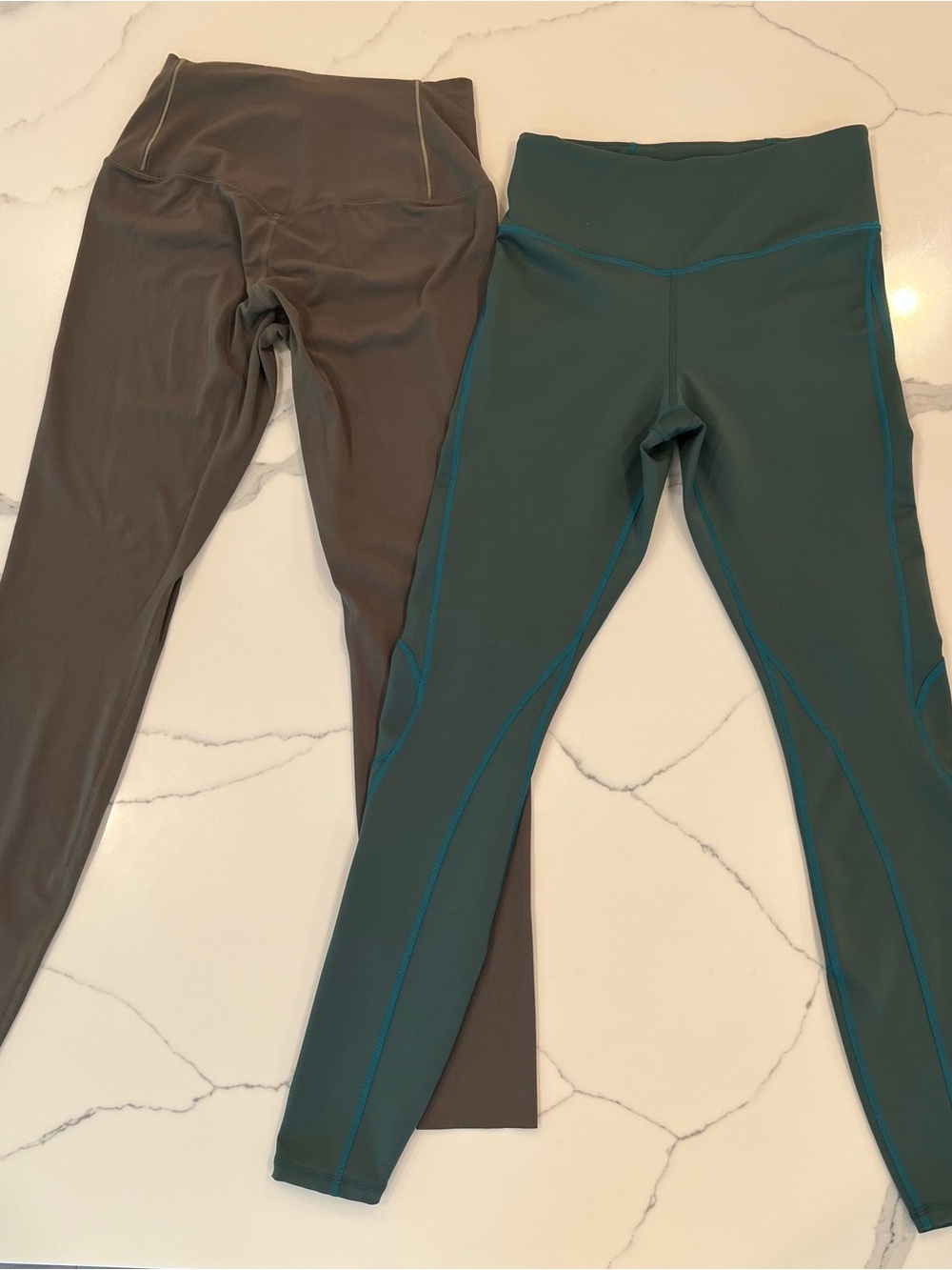 Nike Women’s Leggings in Teal Green and Olive - Picture 8 of 14